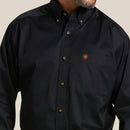 ARIAT Men's Solid Twill Classic Fit Shirt, Black