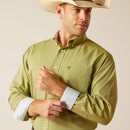 ARIAT Men's Wrinkle Free Solid Pinpoint Oxford Classic Fit Shirt 10051325