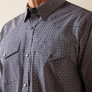 ARIAT Men's Wrinkle Free Dennis Fitted Snap Shirt, Navy