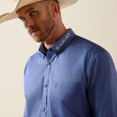 ARIAT Men's Team Logo Lightweight Twill Classic Fit Shirt, Blue