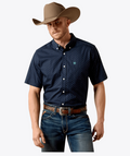 ARIAT Men's Wrinkle Free Willem Classic Fit Shirt, Black